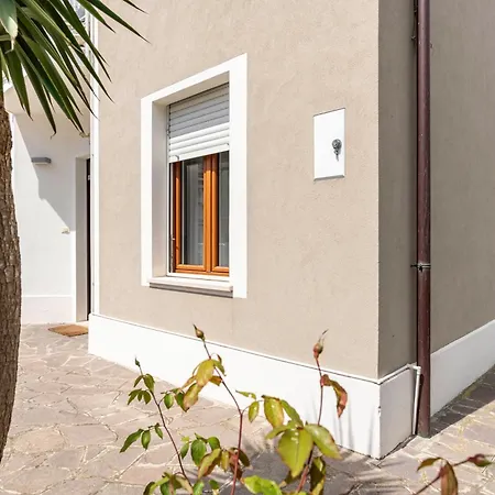 Guesthost - Casa Flaminia