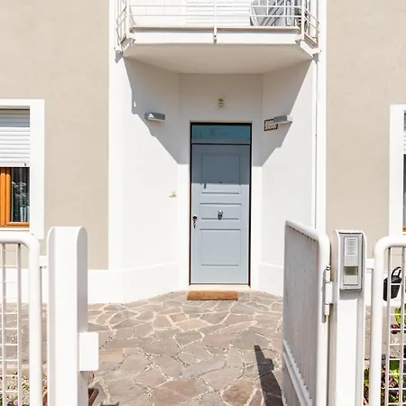 Guesthost - Casa Flaminia Lägenhet