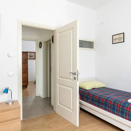 Lägenhet Guesthost - Casa Flaminia *