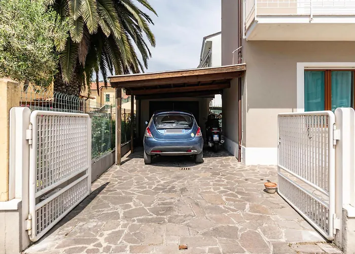 Guesthost - Casa Flaminia Apartment *